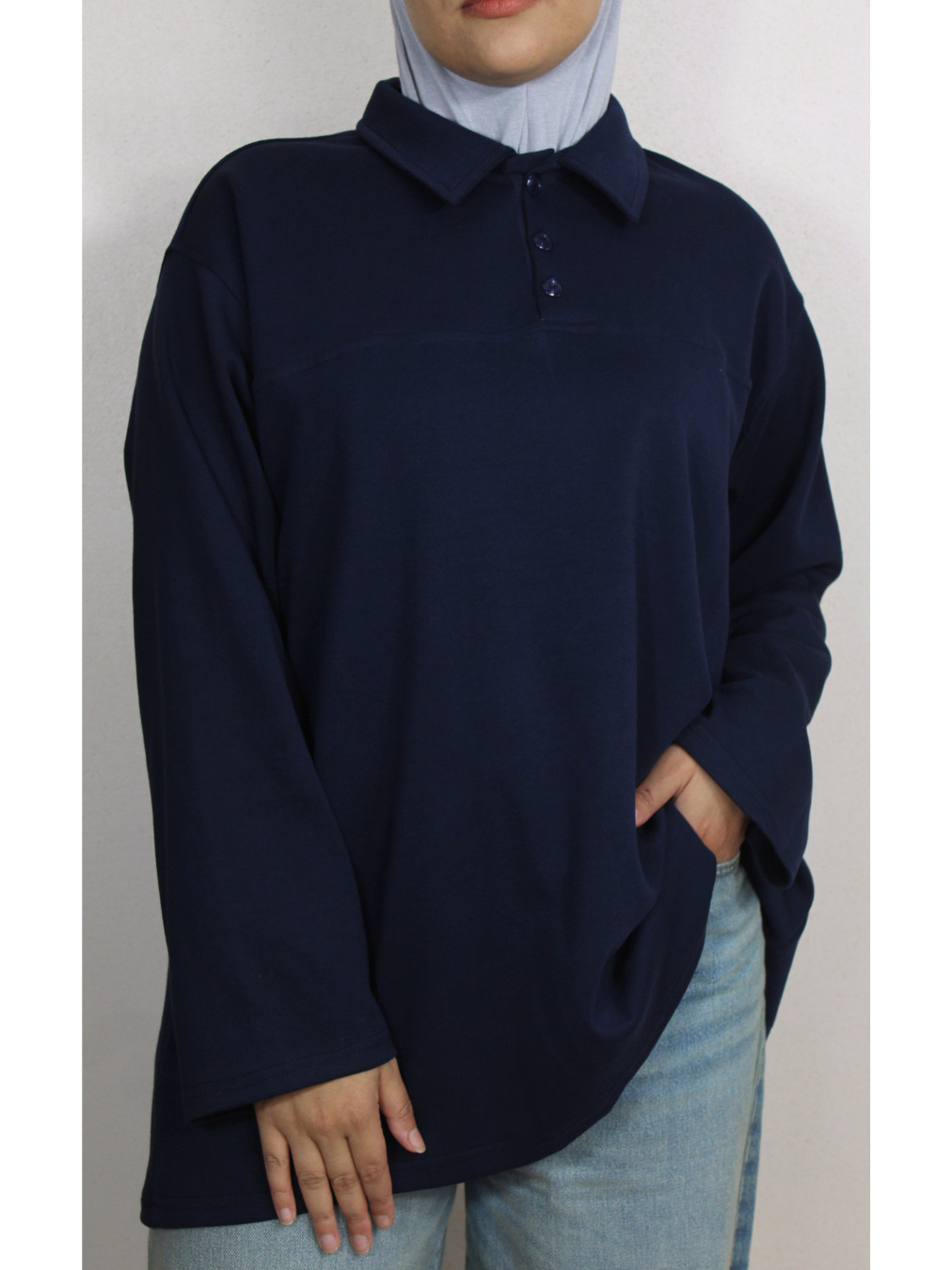 Polo modeste à boutons  - Taille: Taille 2 : (42-48)- longueur 85 cm | Couleur: Bleu nuit 